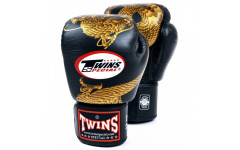 Боксерские перчатки Twins FBGVL3-23 black gold 12 oz Боксерские перчатки Twins FBGVL3-23 black gold 12 oz